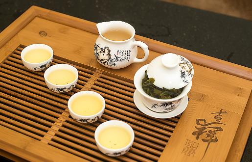 胆固醇过高的原因有哪些?它有哪些饮食禁忌?