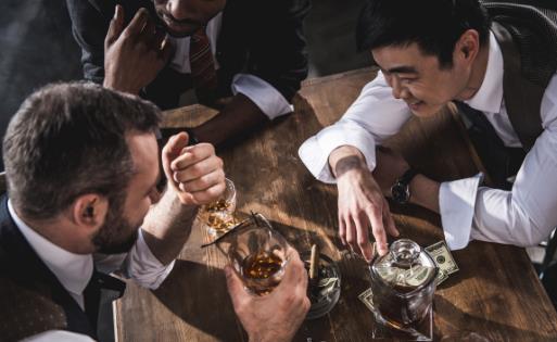 大家都知道喝酒对身体很不好，特别是酒喝多了伤肝，一旦