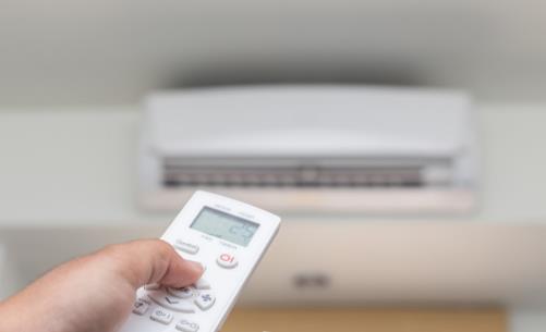 我们都知道夏季到了很多人因为天气太热会开一整天的空调